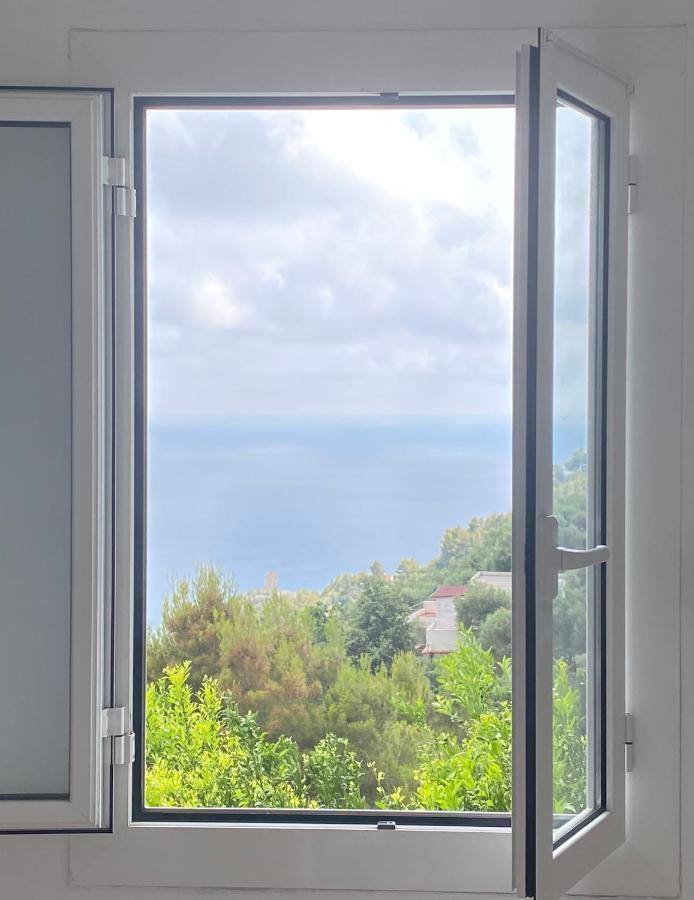 “Da Senso” Relax Nel Verde Vista Mare 菲纳莱利古雷 外观 照片